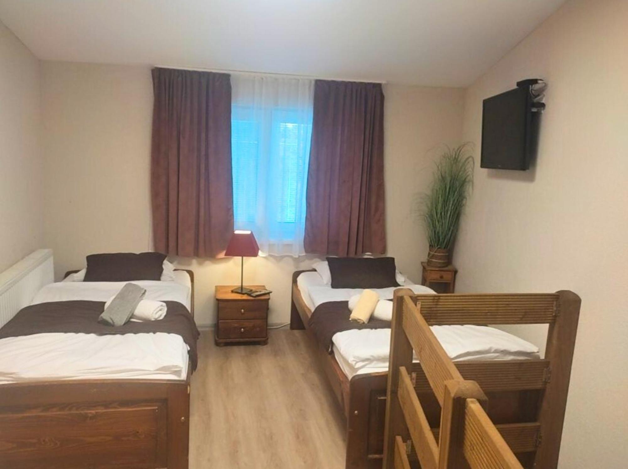 Spa & Pool Apartments Prestige Villa Ivica Marianka Luaran gambar